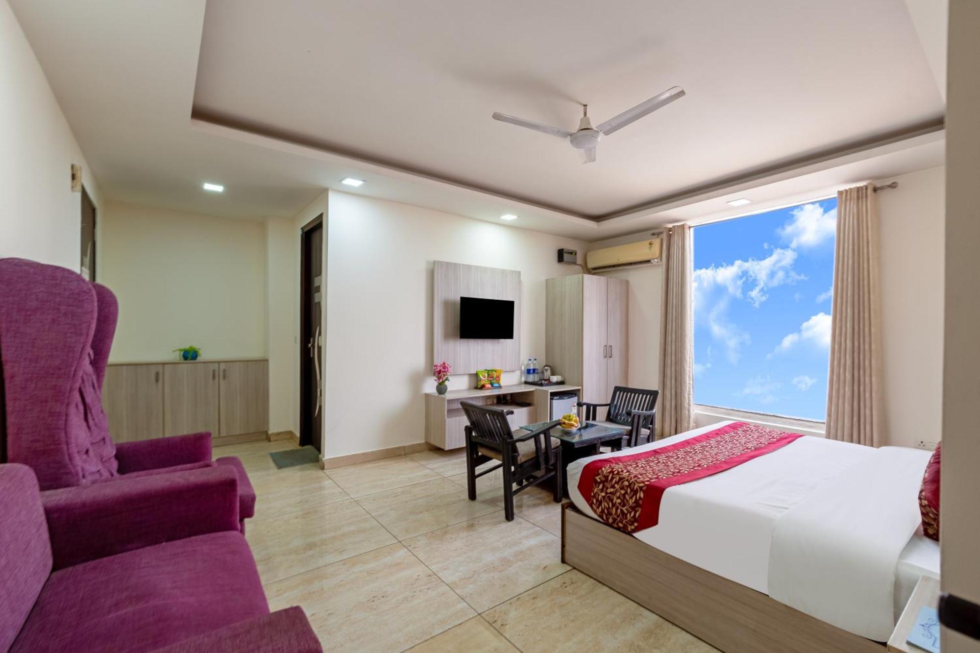 Kabul Hotel By Nexhub Palace - Medanta Gurgaon Exterior foto